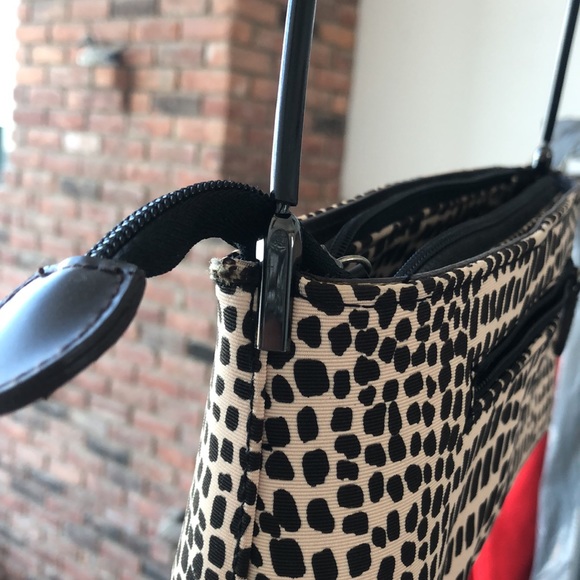 Cheetah spotted print purse - Picture 4 of 4